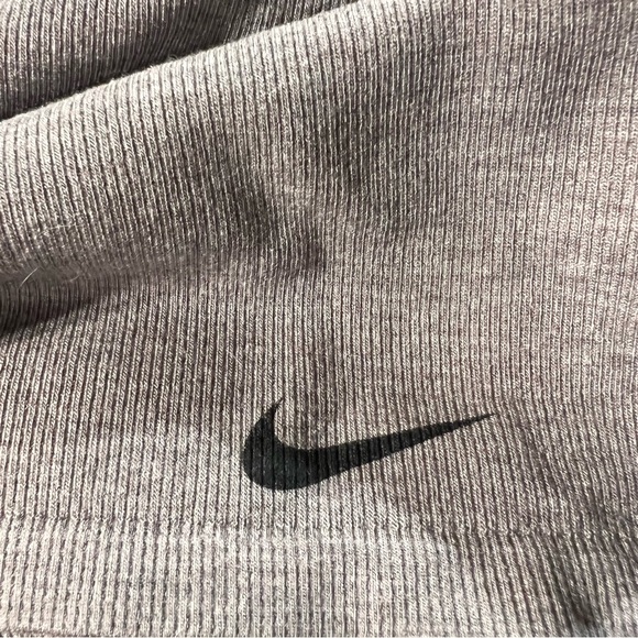 Nike Women's Large Mauve/white Tank Top light support - Picture 7 of 7